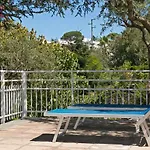 לינה וארוחת בוקר Romano,